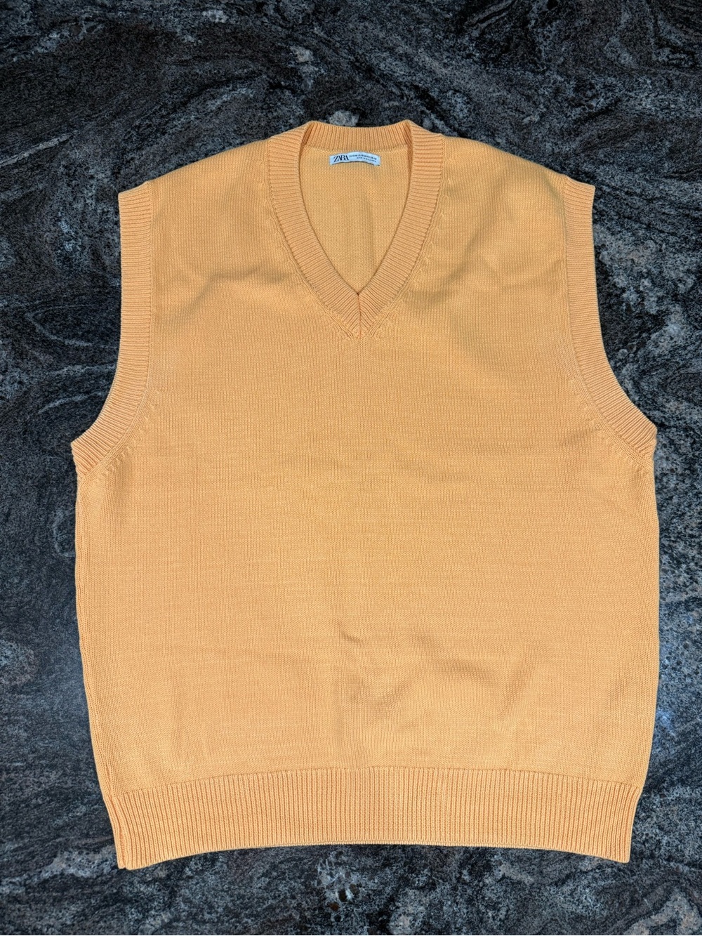 Zara Men Peach-Orange V-Neck Knit Sweater Vest